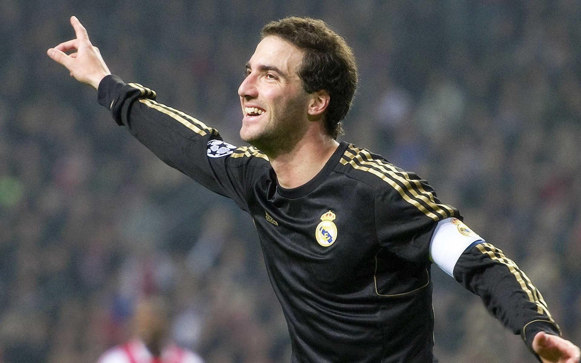 战队年终总结发布回顾高光时刻，战队2020